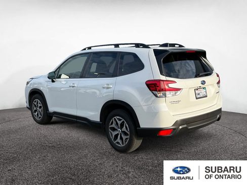 Used 2024 Subaru Forester Premium AWD/4WD image 7