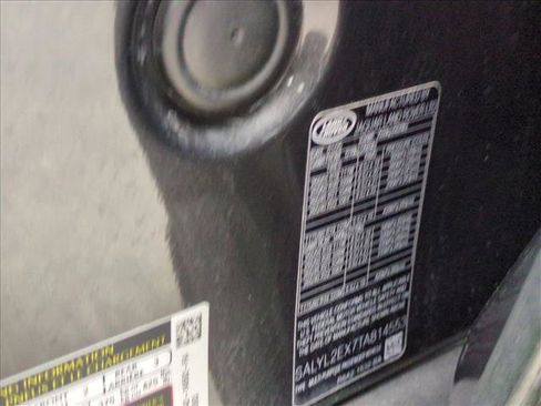 Used 2026 Land Rover Range Rover Velar Dynamic SE image 21