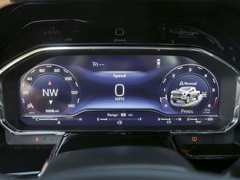 Used 2024 Chevrolet Silverado 3500 LTZ w/ LTZ Convenience Package image 14