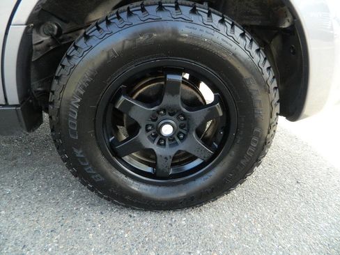 Used 2008 Ford Escape XLS FWD image 22