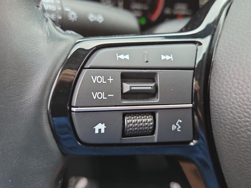 Used 2024 Honda CR-V EX-L image 23