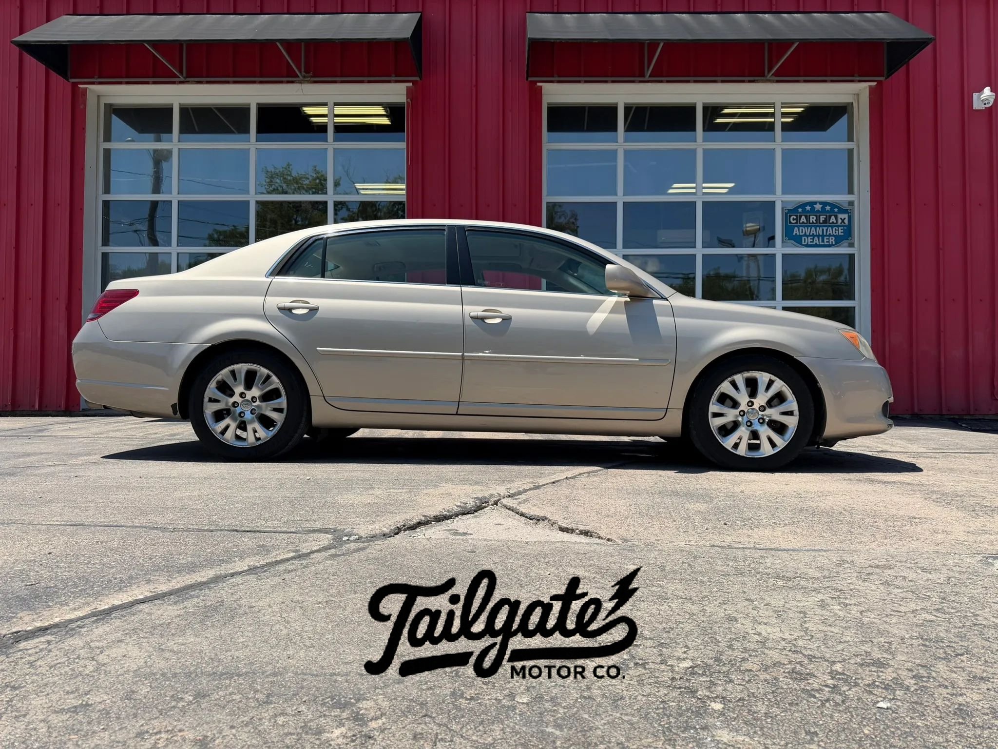 Used 2008 Toyota Avalon XLS FWD image 1
