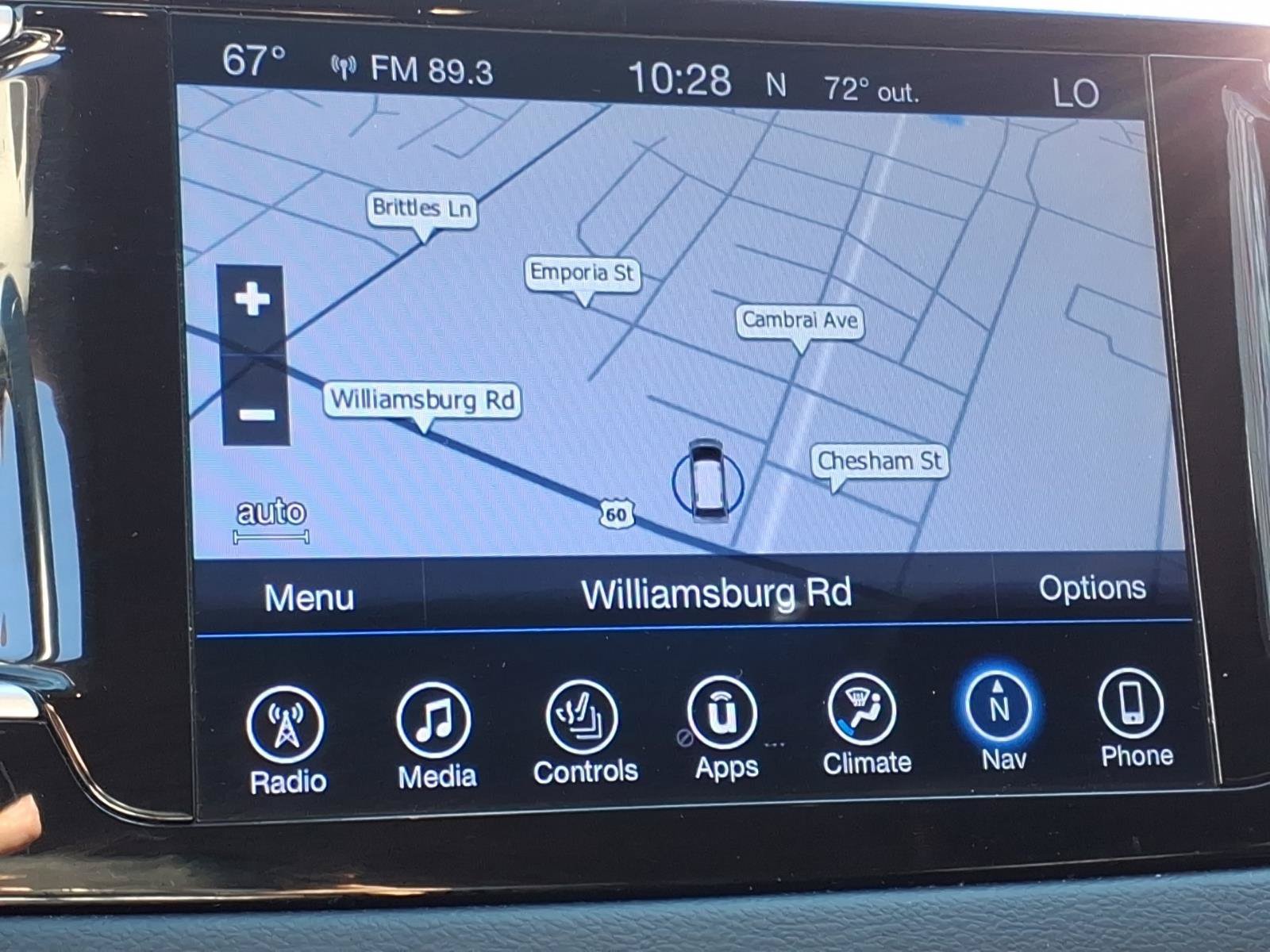 Used 2017 Chrysler Pacifica Touring-L FWD image 8