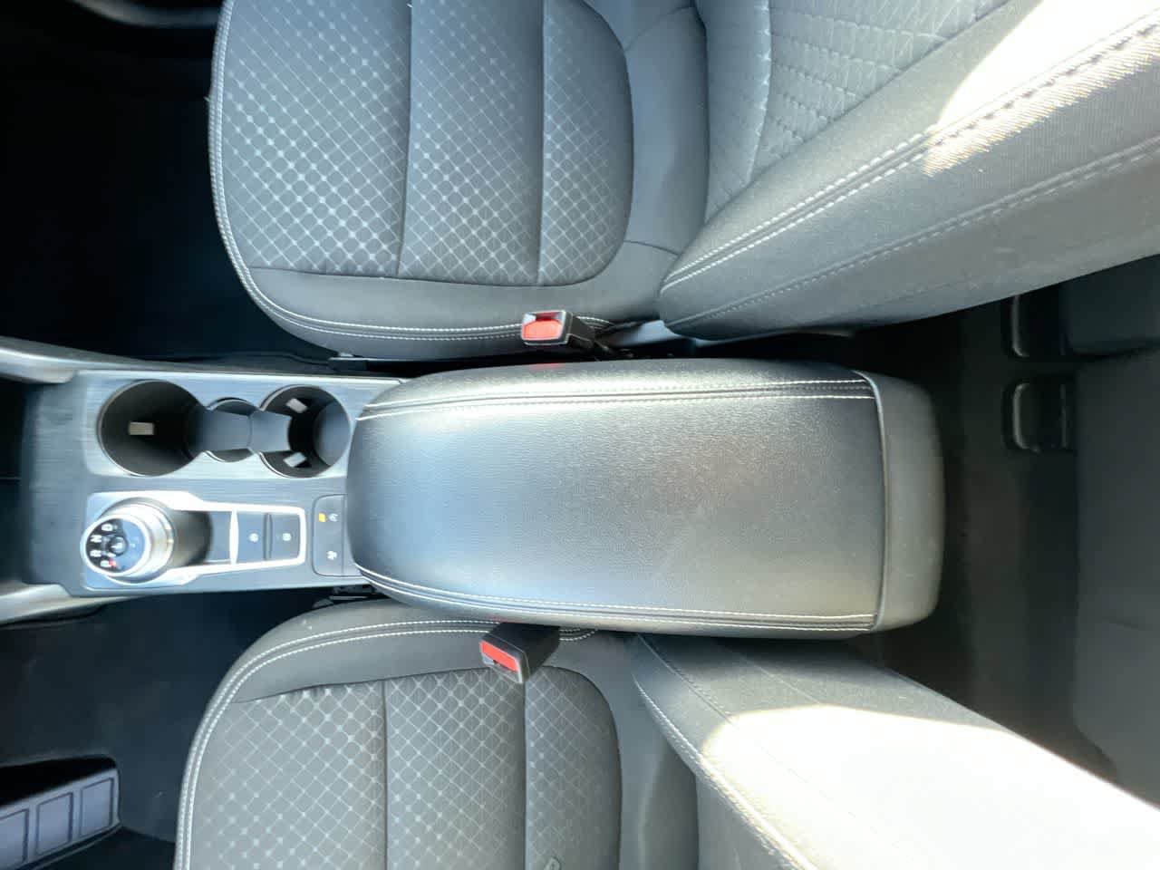 Used 2025 Ford Escape Active AWD/4WD image 21