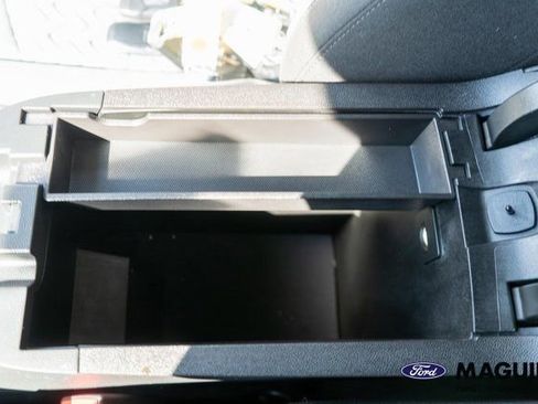 Used 2024 Chevrolet Equinox LS w/ LS Convenience Package FWD image 29