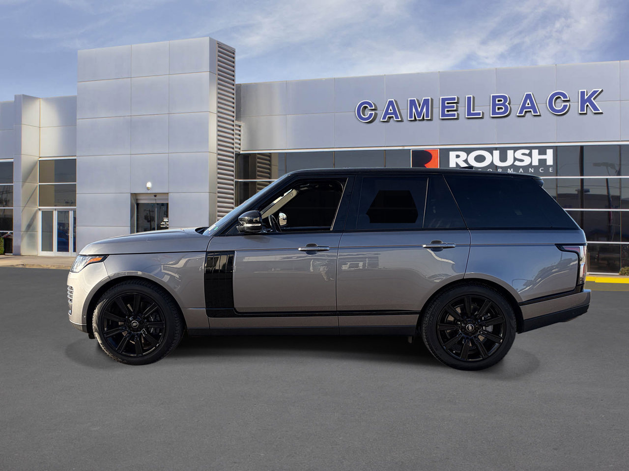 Used 2020 Land Rover Range Rover HSE AWD/4WD image 3