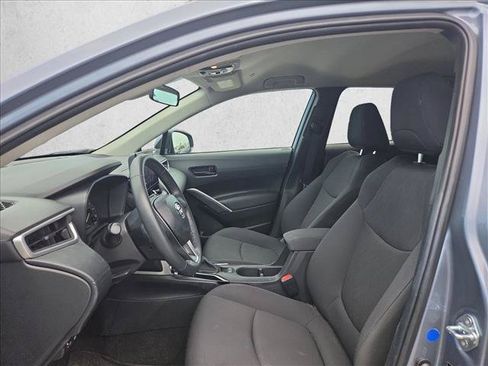 Used 2024 Toyota Corolla Cross LE FWD image 14