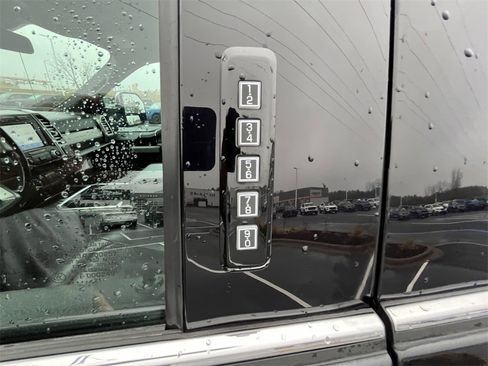 Certified 2021 Ford F350 Platinum image 11