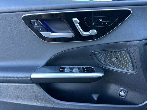 Certified 2025 Mercedes-Benz C 300 4MATIC Sedan image 12