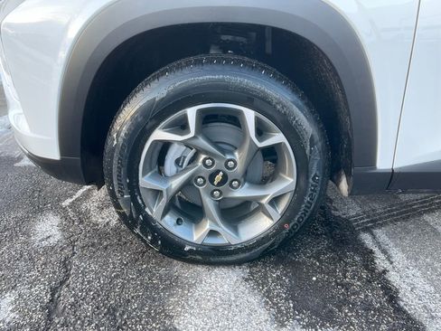 New 2026 Chevrolet Trax LT w/ LT Convenience Package image 29