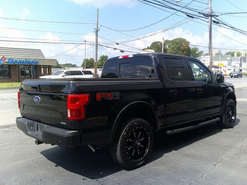 Used 2019 Ford F150 Lariat w/ Equipment Group 502A Luxury image 8