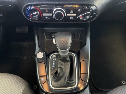 Used 2024 Kia Soul LX image 30