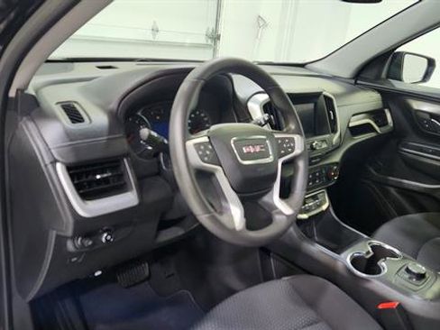 Used 2023 GMC Terrain SLE image 11