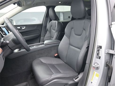Used 2023 Volvo XC60 B5 Plus w/ Protection Package image 9