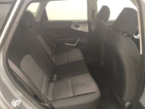 Used 2024 Kia Soul LX w/ Option Group 015 FWD image 19
