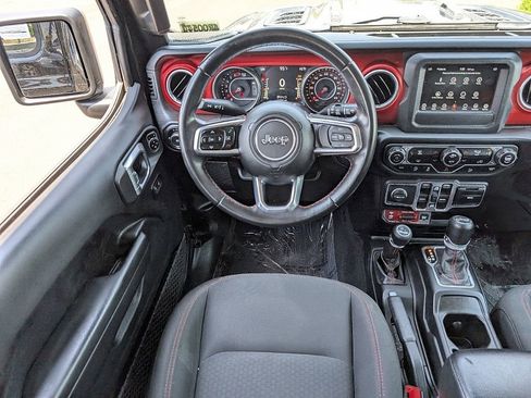 Used 2018 Jeep Wrangler Unlimited Rubicon w/ Steel Bumper Group image 24