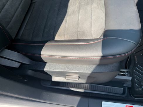 Used 2021 Ford Edge ST-Line AWD/4WD image 24