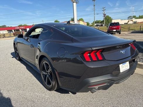 Certified 2024 Ford Mustang Coupe image 6
