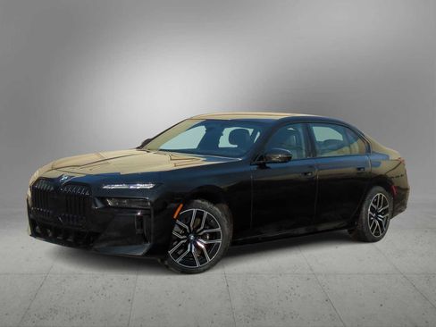 Certified 2024 BMW 760i xDrive w/ Executive Package image 1
