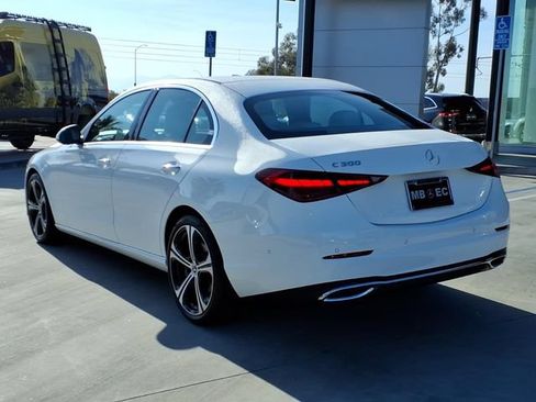 Used 2025 Mercedes-Benz C 300 Sedan image 21