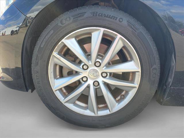 Used 2016 INFINITI Q50 3.0t Premium w/ Driver Assistance Package RWD image 24