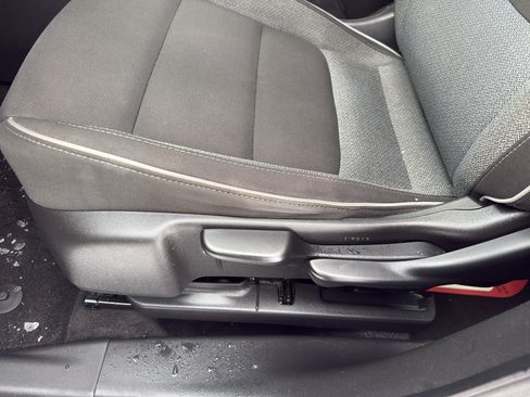 Used 2021 Chevrolet TrailBlazer LS image 14