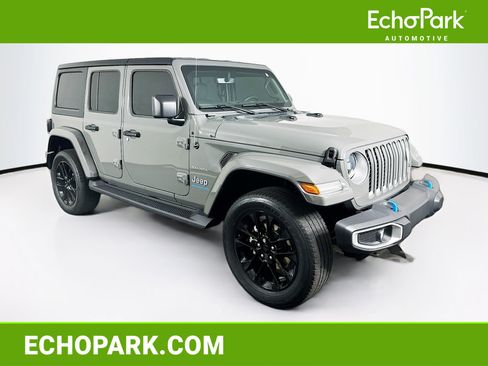 Used 2023 Jeep Wrangler Unlimited Sahara AWD/4WD image 1