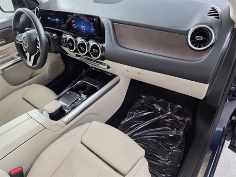 Used 2023 Mercedes-Benz GLA 250 image 30