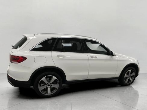 Certified 2022 Mercedes-Benz GLC 300 4MATIC image 2