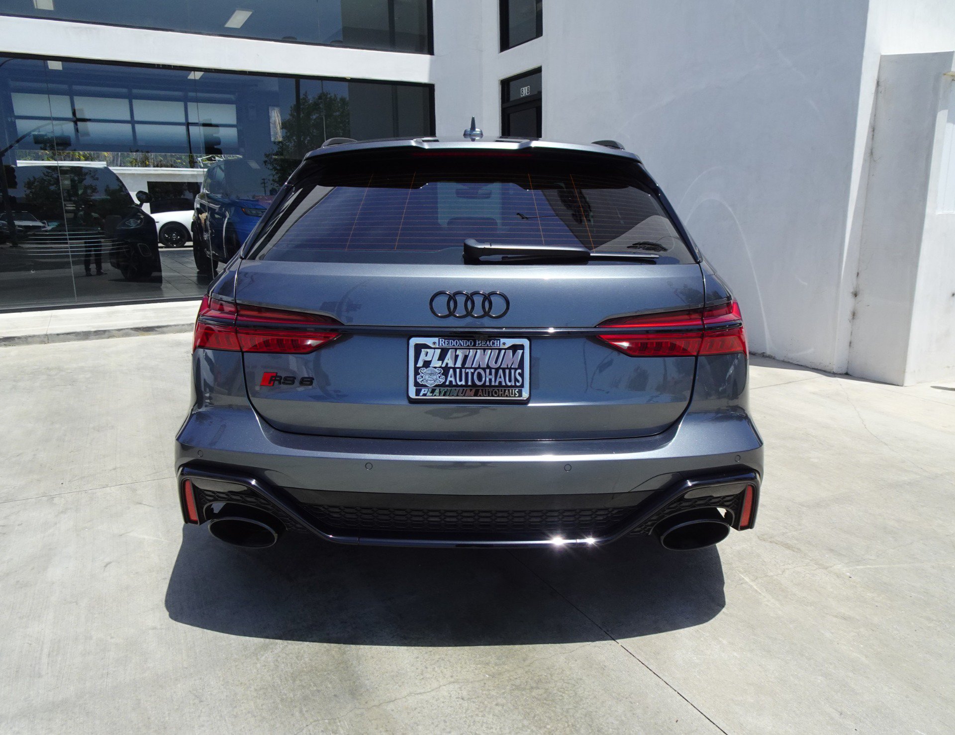 Used 2021 Audi RS 6 w/ Executive Package AWD/4WD image 6
