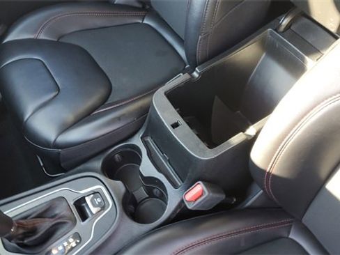 Certified 2022 Jeep Cherokee Trailhawk w/ Sound & Nav Group image 20