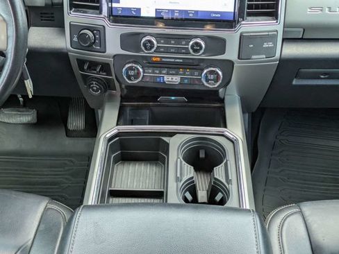 Used 2022 Ford F250 Lariat w/ Lariat Value Package AWD/4WD image 19