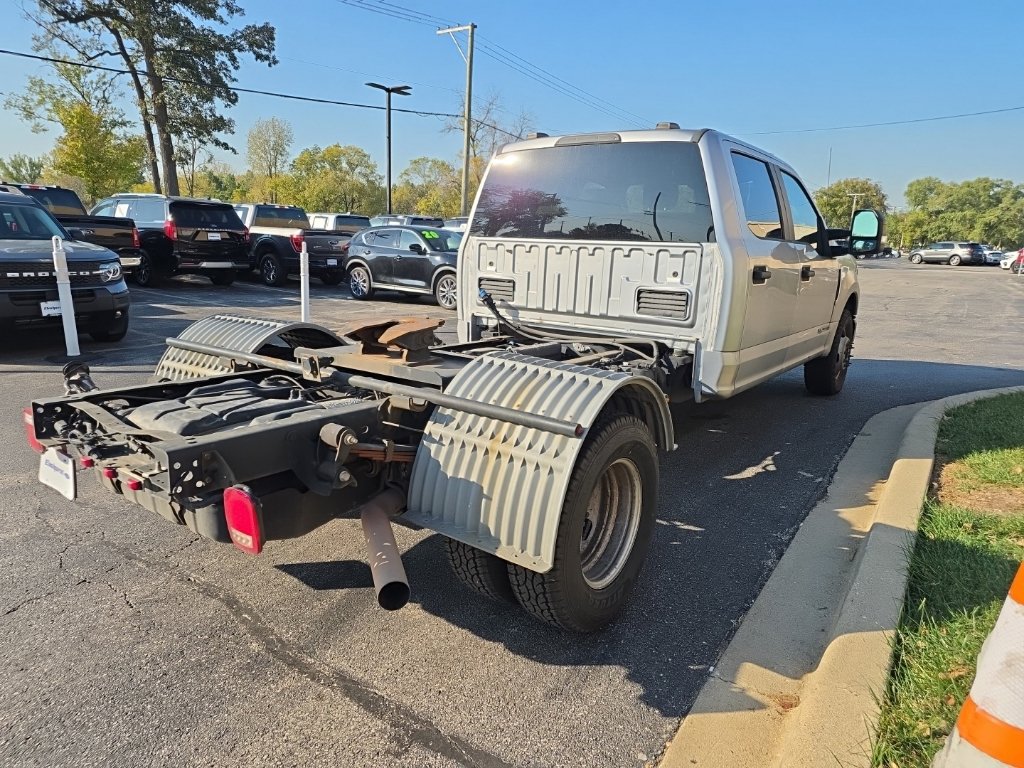 Used 2022 Ford F350 XL w/ Power Equipment Group RWD image 3