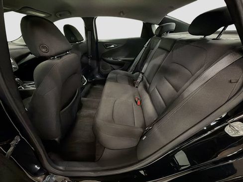 Used 2020 Chevrolet Malibu LT FWD image 25