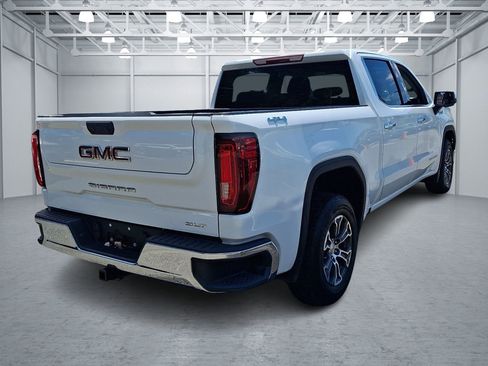Used 2024 GMC Sierra 1500 SLT AWD/4WD image 5