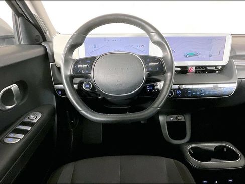 Used 2024 Hyundai Ioniq 5 SEL RWD image 4