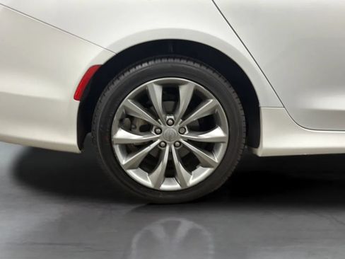 Used 2015 Chrysler 200 S w/ Navigation & Sound Group I FWD image 27