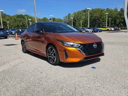 Certified 2025 Nissan Sentra SR w/ SR Premium Package FWD image 2