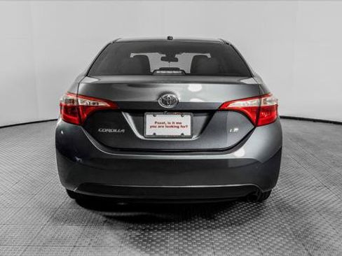 Used 2017 Toyota Corolla LE w/ LE Premium Package w/Moonroof FWD image 7