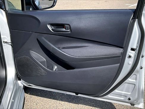 Used 2024 Toyota Corolla LE w/ LE Convenience Package FWD image 22