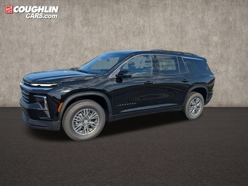 New 2026 Chevrolet Traverse LT w/ Driver Confidence Package AWD/4WD image 4