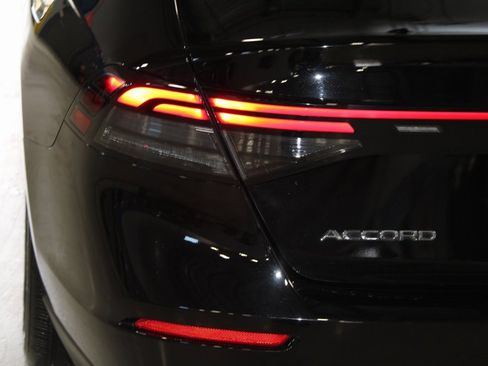 Certified 2024 Honda Accord EX image 36