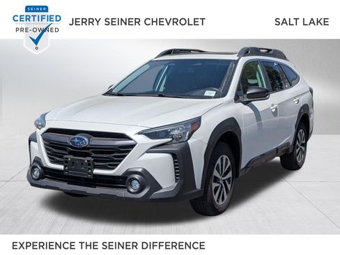 Used 2025 Subaru Outback Premium AWD/4WD image 1