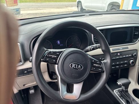 Used 2020 Kia Sportage LX FWD image 8