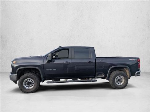 Used 2024 Chevrolet Silverado 2500 LT w/ Safety Package image 8