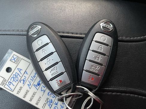 Certified 2017 Nissan Rogue SL w/ SL Premium Package image 18