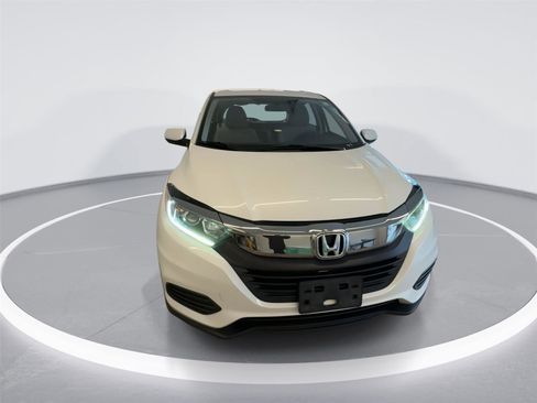 Used 2021 Honda HR-V LX image 3