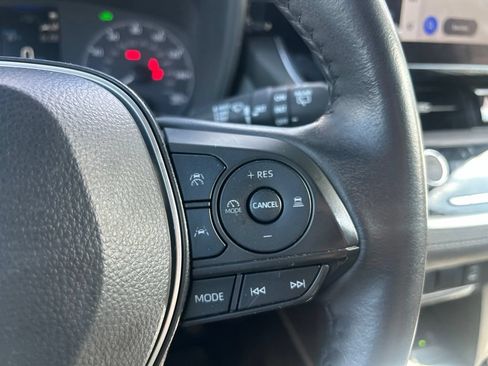 Used 2024 Toyota Corolla Cross AWD Hybrid image 24