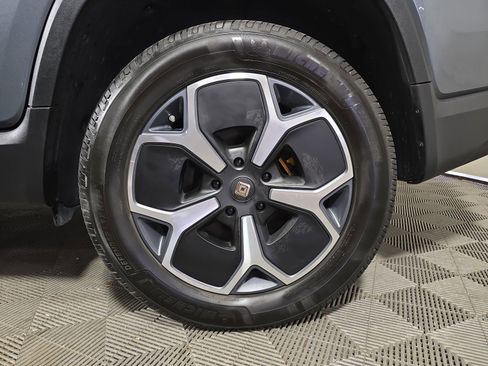 Used 2022 Rivian R1T Adventure AWD/4WD image 10