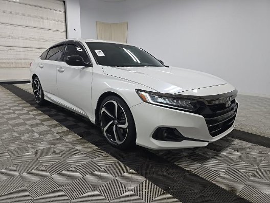 Used 2022 Honda Accord Sport image 3